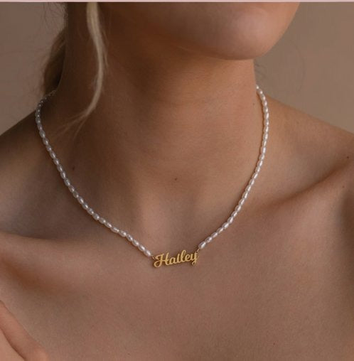 Custom Classic Pearl Nameplate Necklace