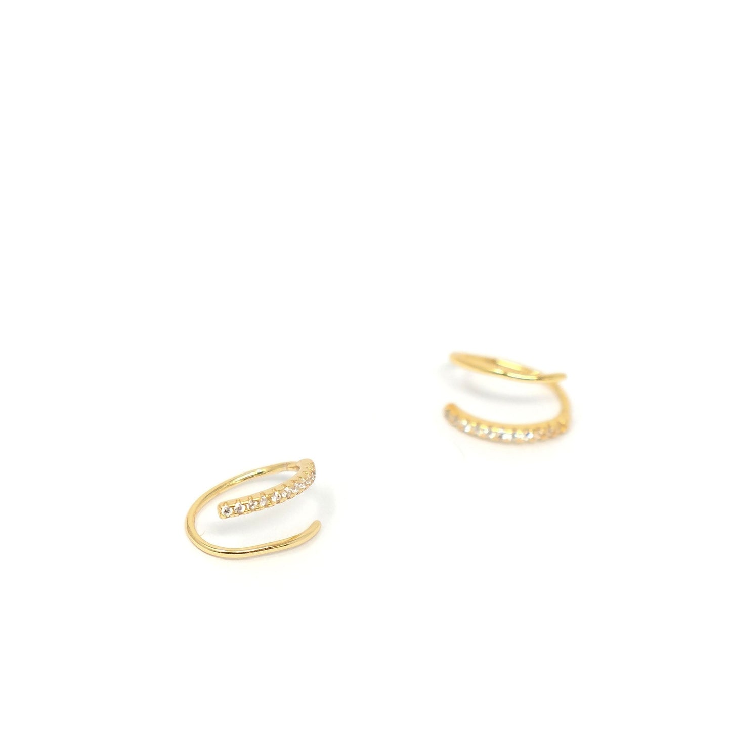 Daisy Faux Double Pierced Huggie