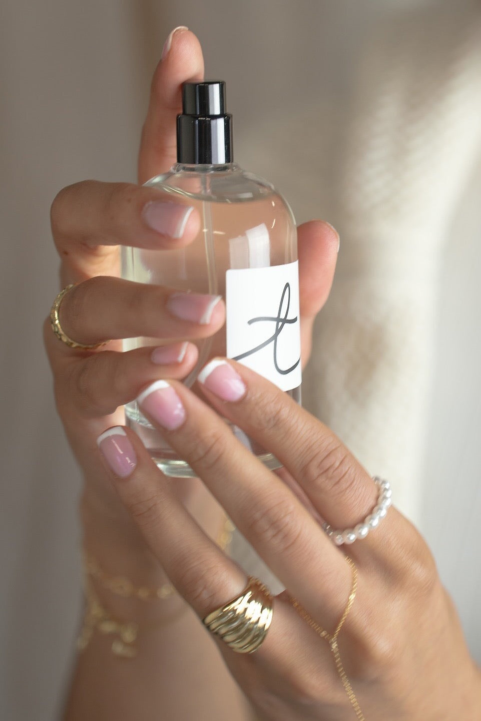 The Sis Kiss Scent