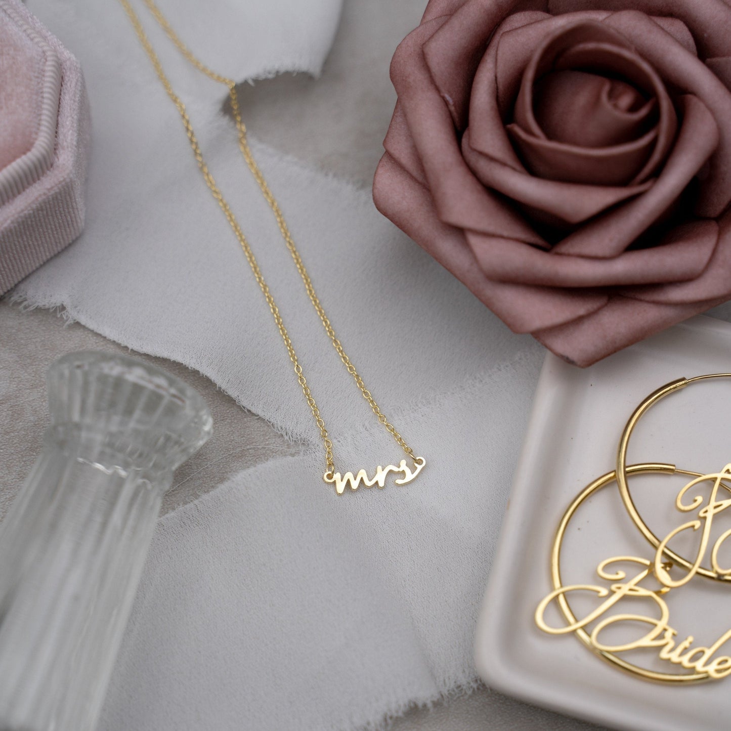 Mrs. Dainty Necklace