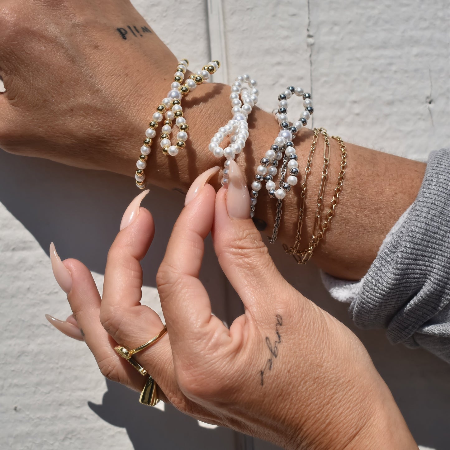 On Knox Beaded Bow Bracelet